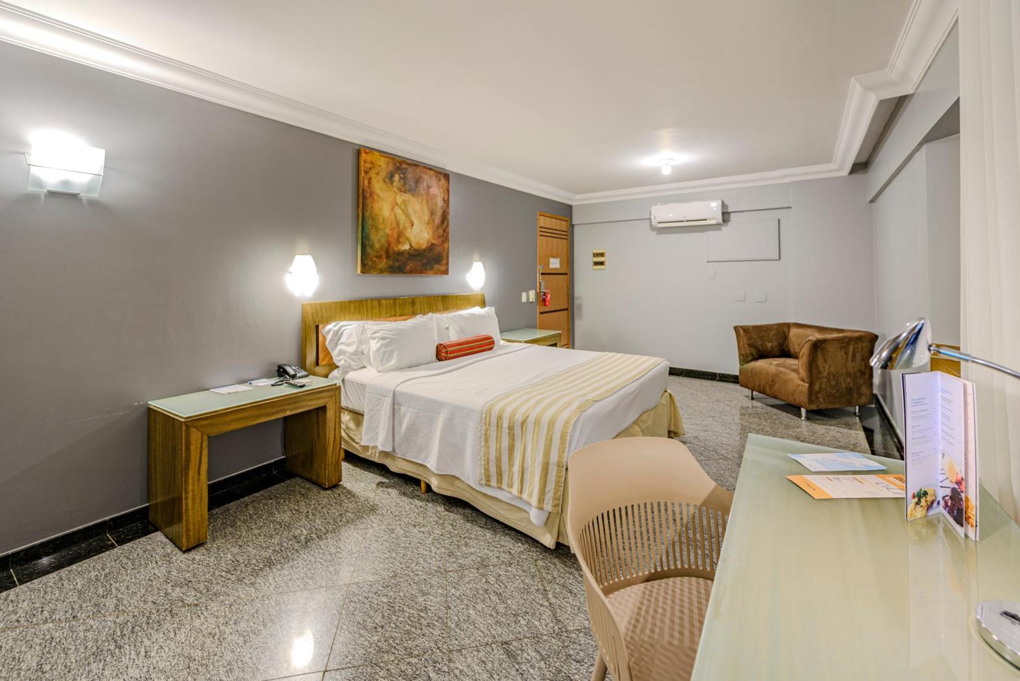 Plaza Executive 4*