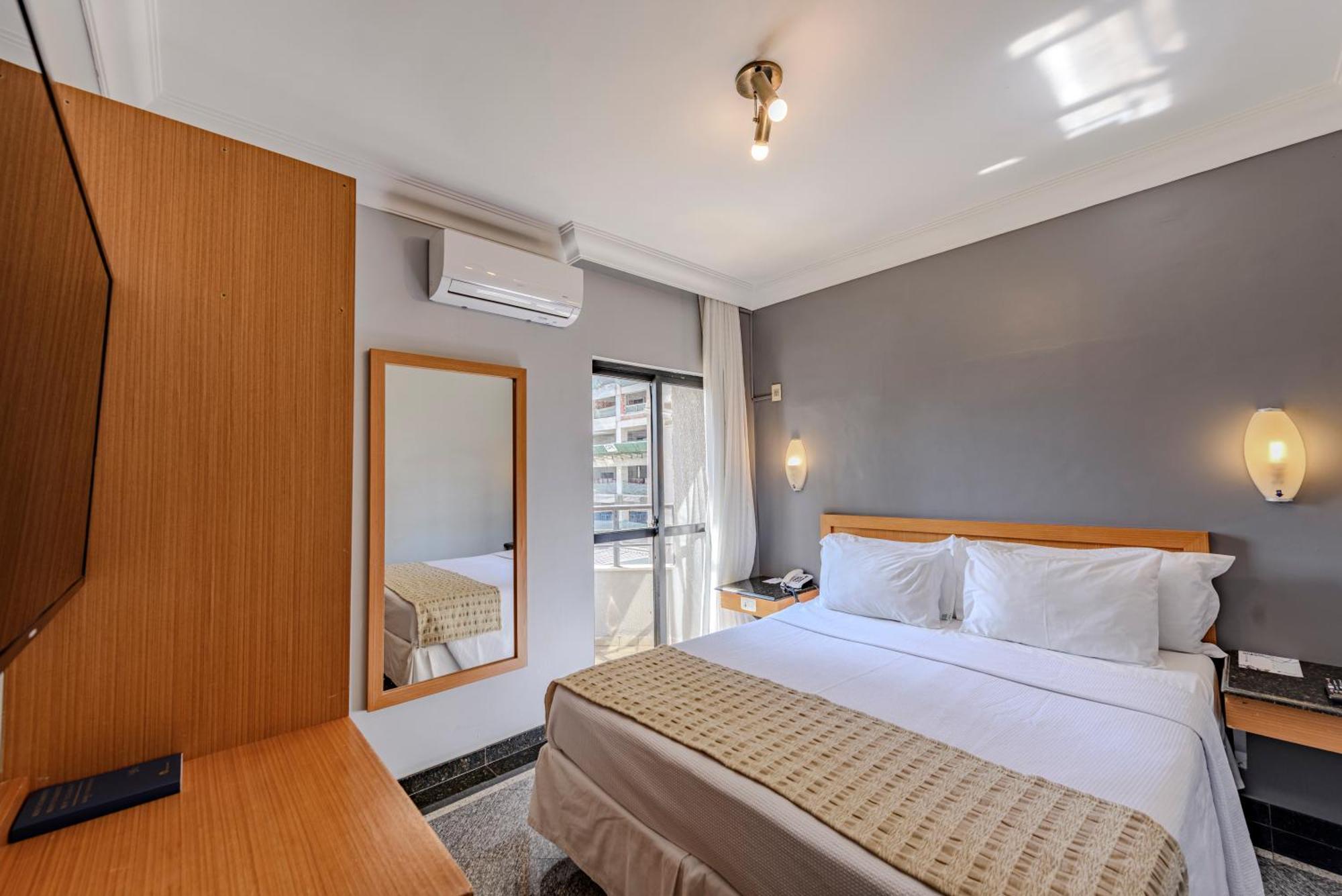 Hotel Plaza Executive 4*