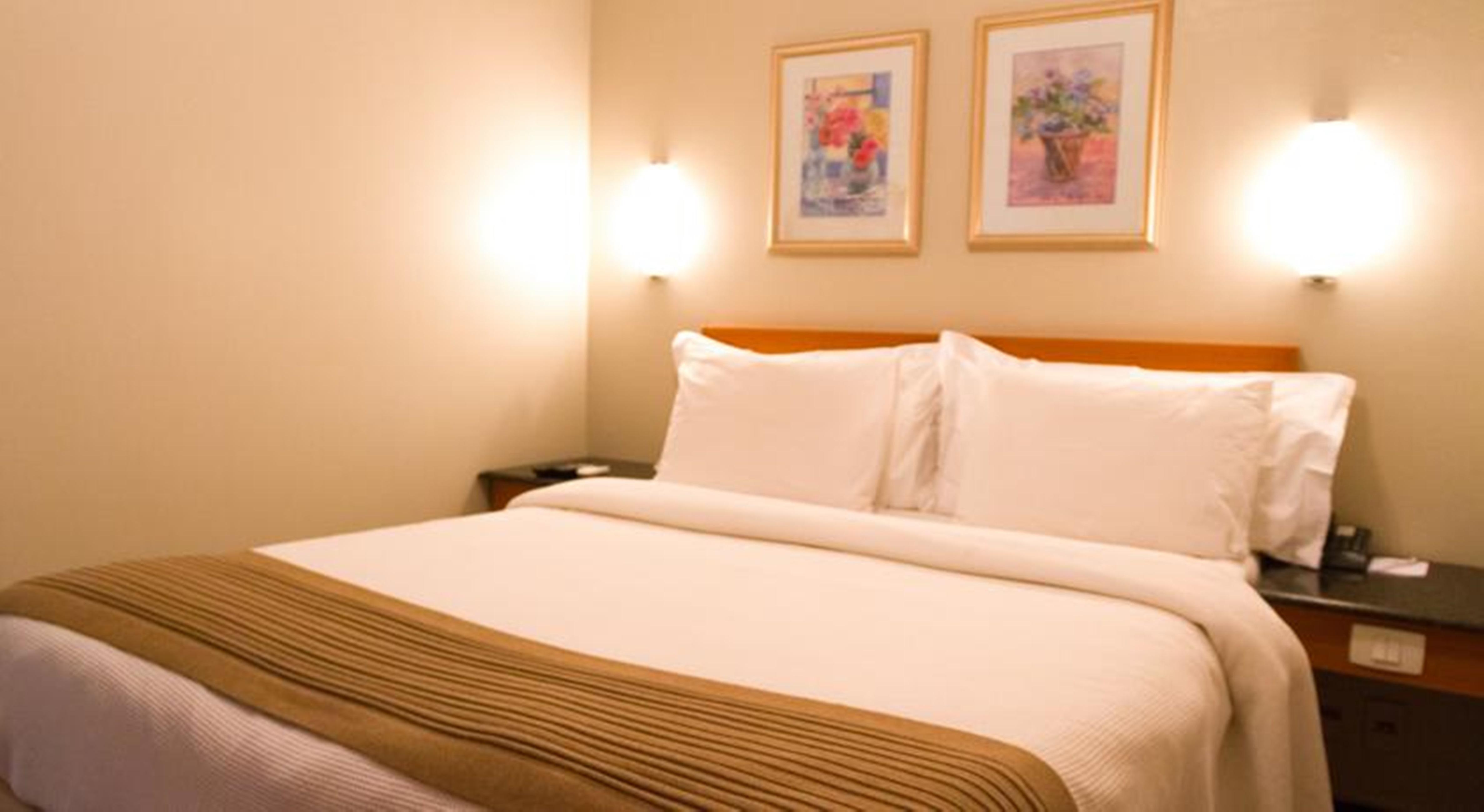 Plaza Executive Hotel 4*