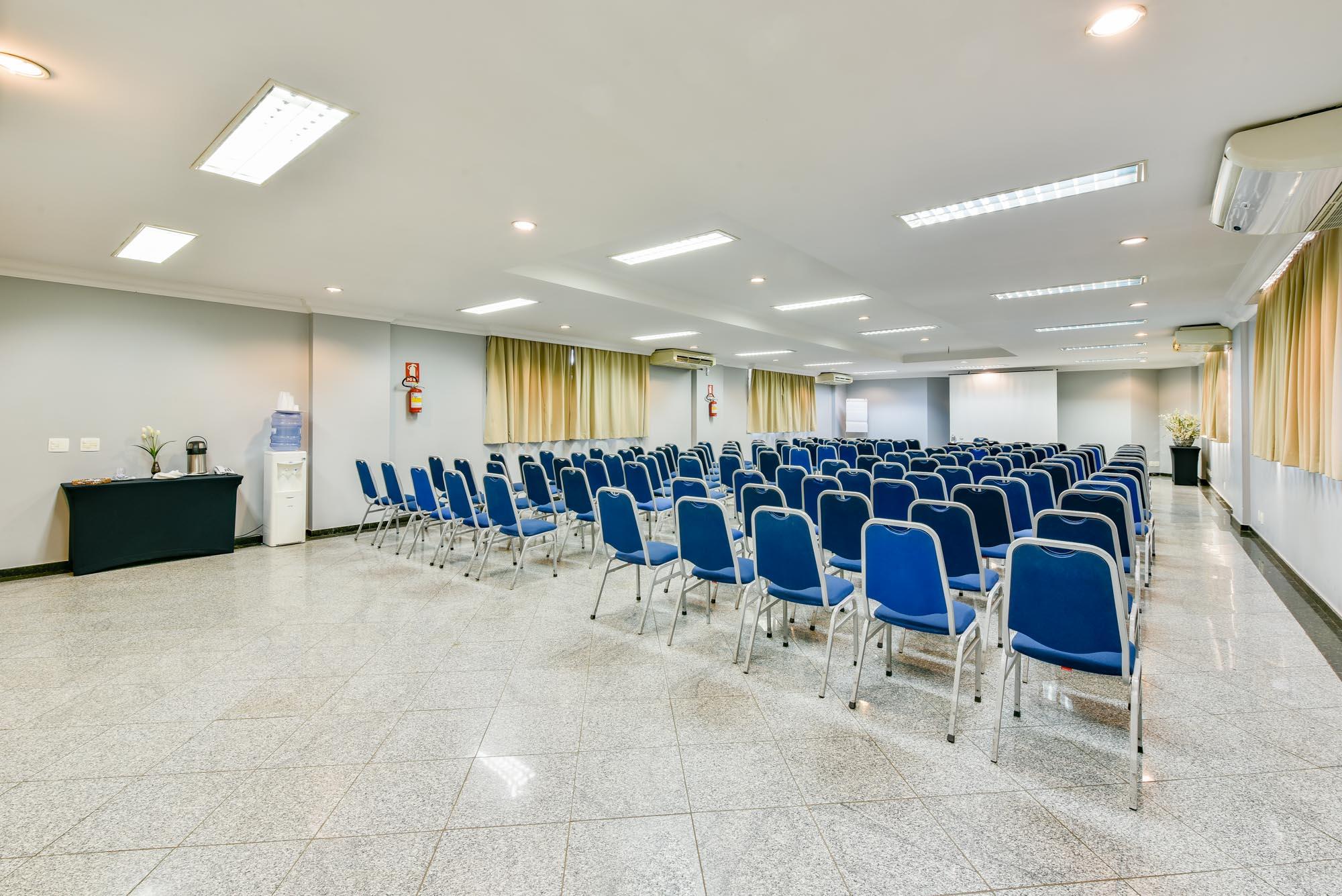 Hotel Plaza Executive 4*