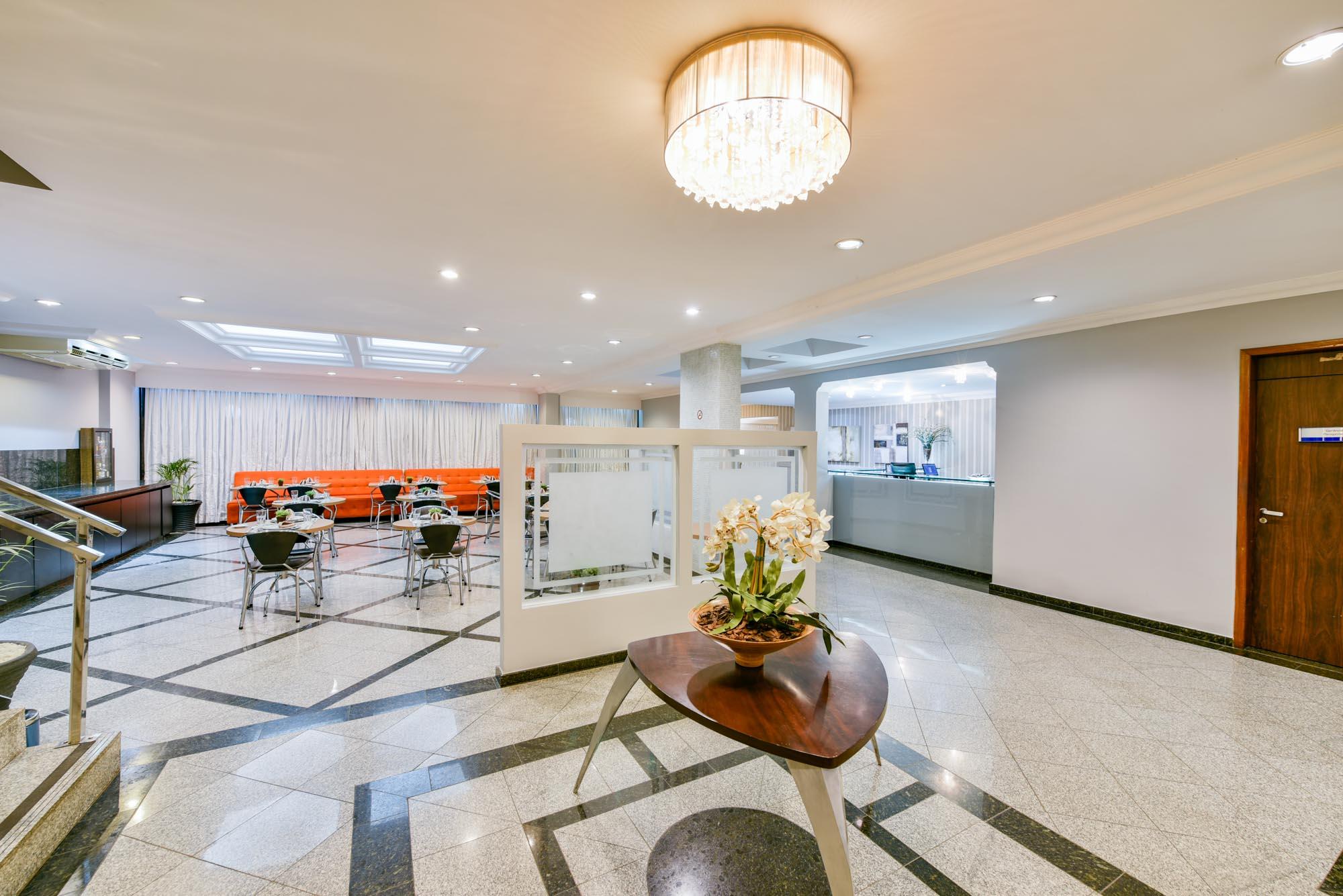 Plaza Executive Hotel