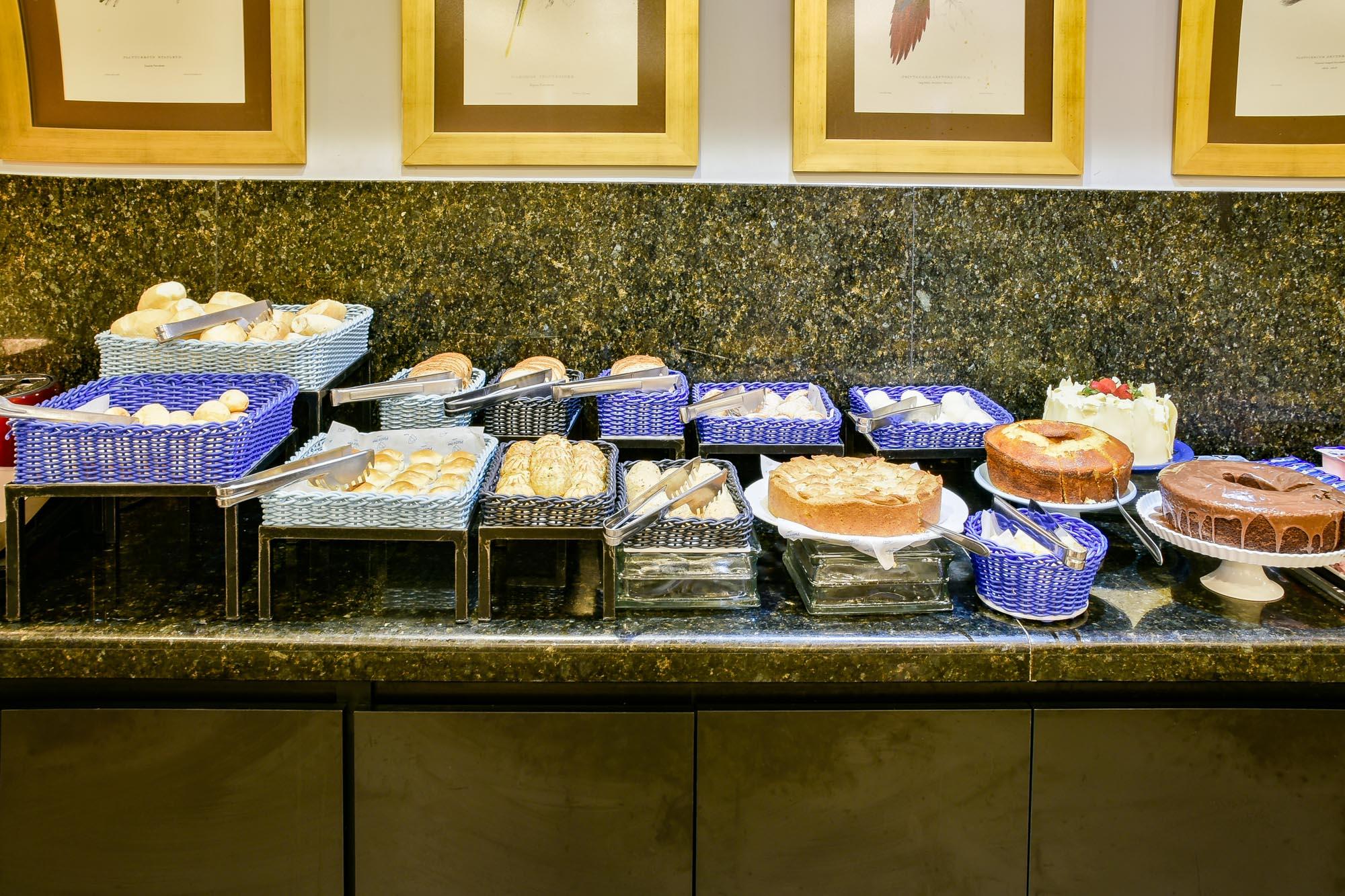 Plaza Executive Hotel 4*